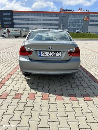 BMW Seria 3 320d - 8