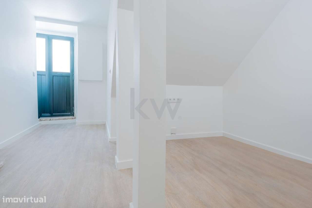 Apartamento T1 Remodelado na Bica / Santa Catarina, Lisboa - Grande imagem: 4/22