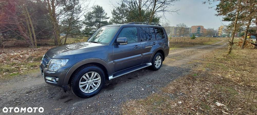 Mitsubishi Pajero 3.2 DID Instyle EU6 - 1