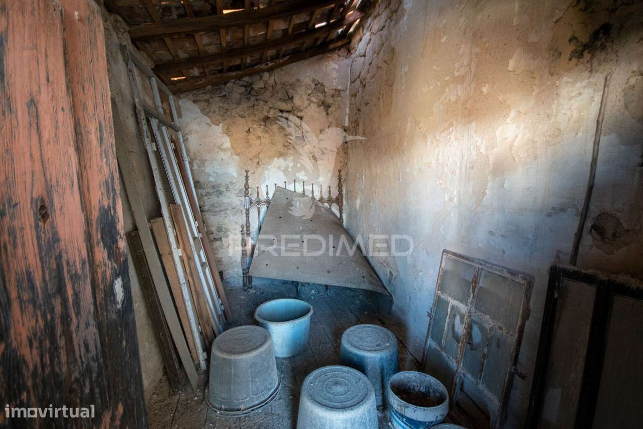 Moradia para reabilitar no concelho de Trancoso - Grande imagem: 4/5