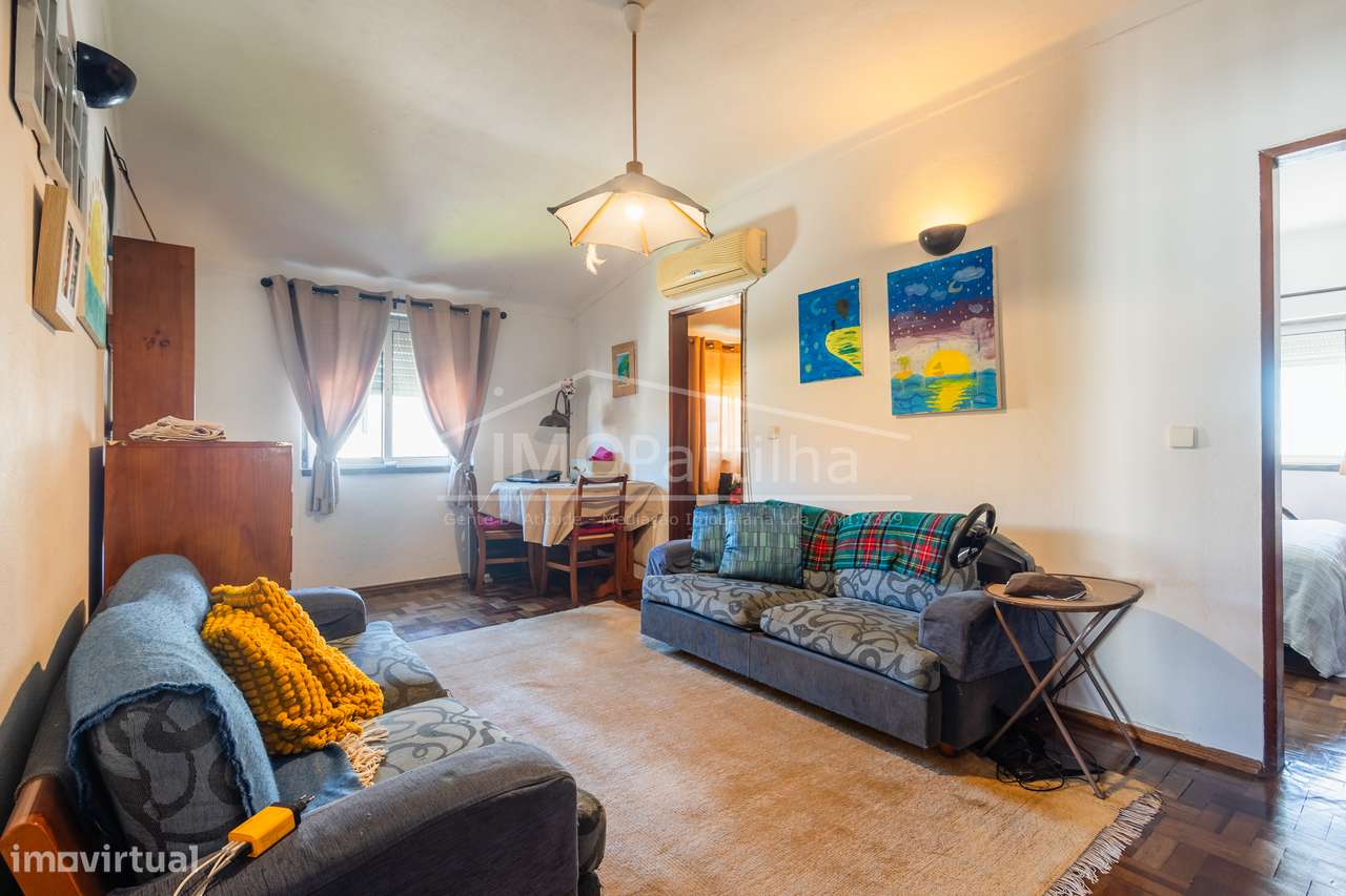 Moradia Dividida em 3 Apartamentos Caparide - São Domingos de Rana-15