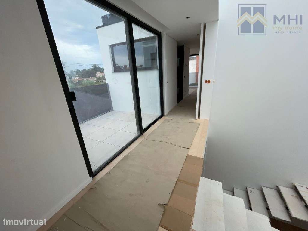 Moradias de Luxo T4 +1 a 500 metros da praia em Canidelo-42