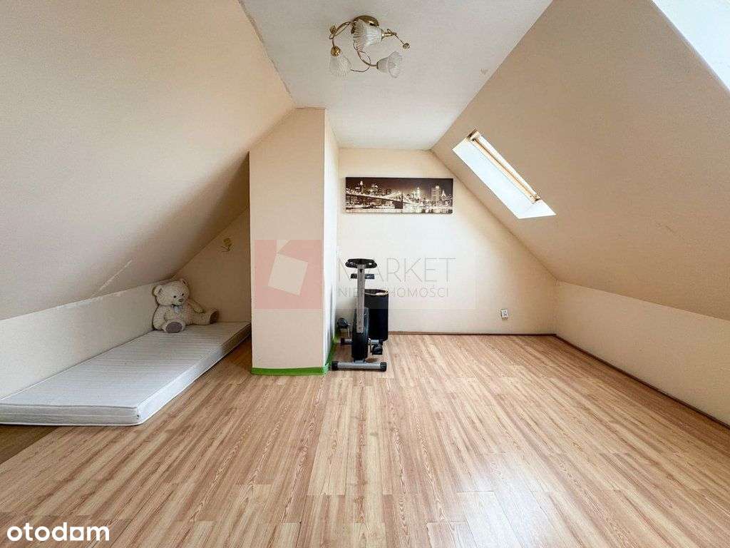 Piękne mieszkanie 4 pok., 2 poziomowe w Stepnicy-8