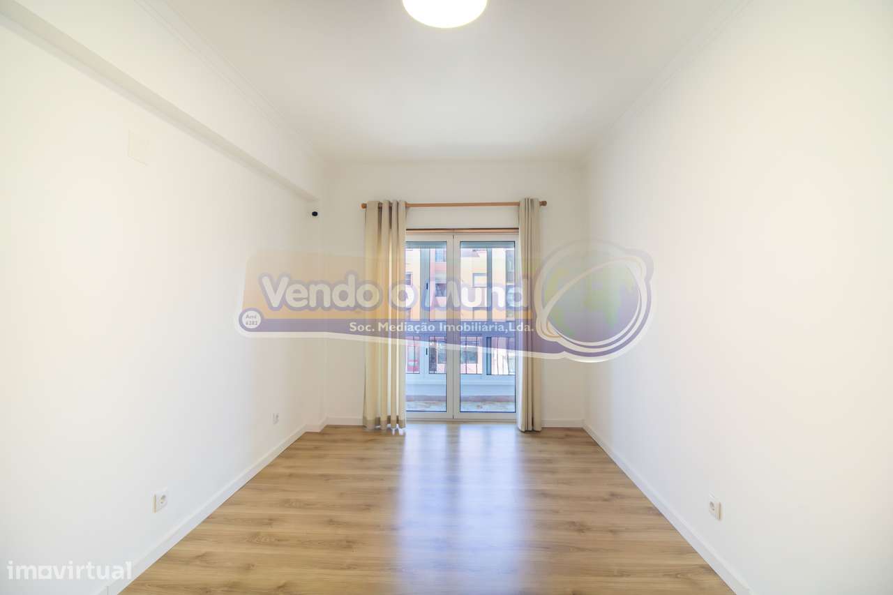 Apartamento T3 em Sintra (LXSIN024)-23