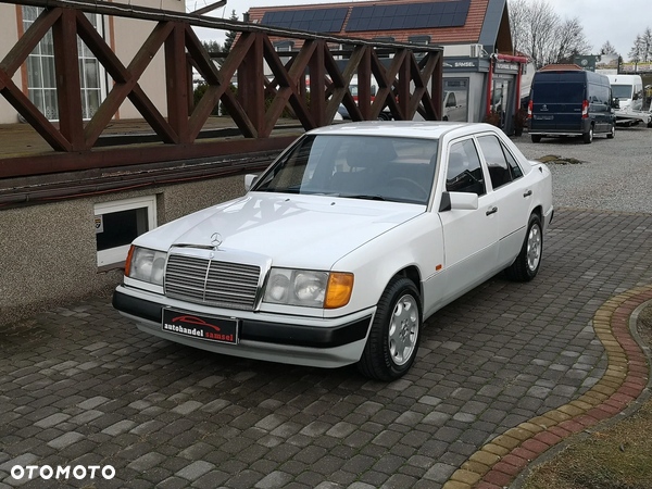 Mercedes-Benz W124 (1984-1993) - 2
