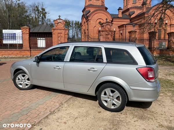 Opel Astra III 1.7 CDTI - 2