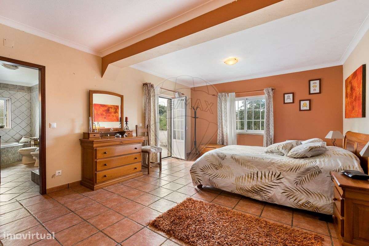 Moradia T8 para venda-15