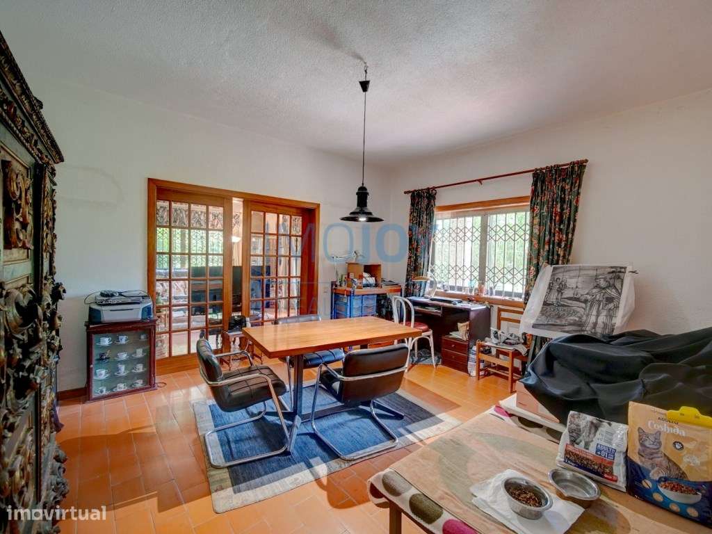 Moradia V7 + 1 Com Terreno de 1683m2 - Grande imagem: 4/26