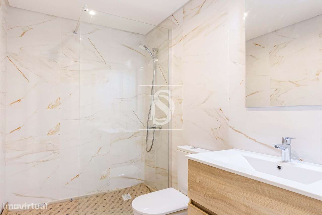 Viva o Conforto e a Elegância num Refúgio Exclusivo em Leceia-23