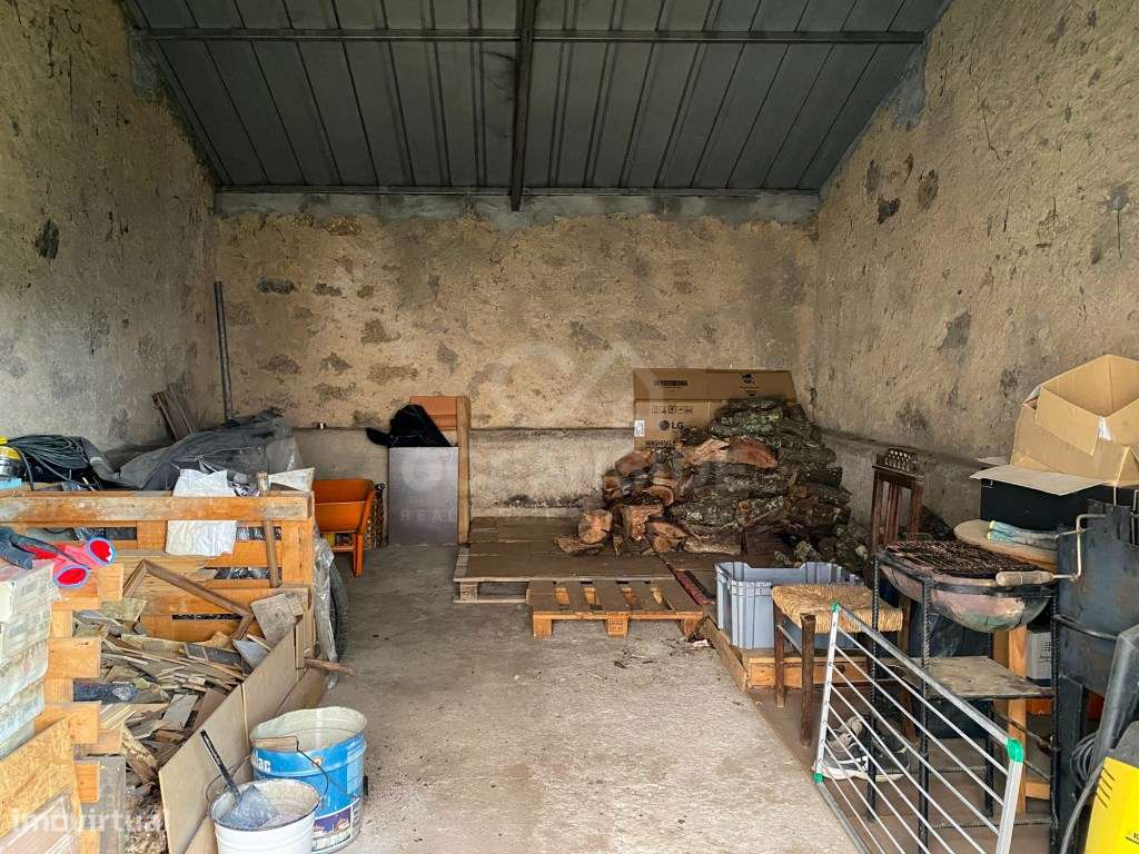 Moradia Independente Em Escalos De Baixo-40