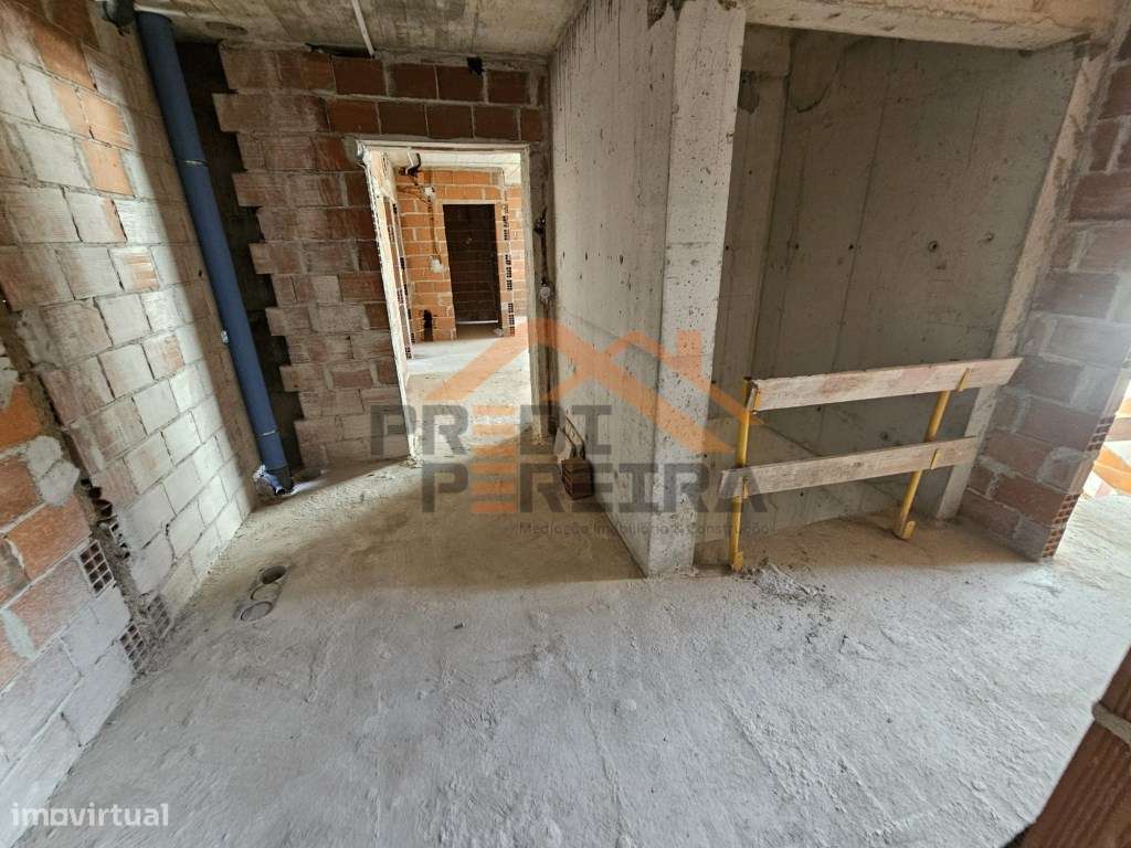 T1 situado na Quinta dos Fartos, Apelação.-32