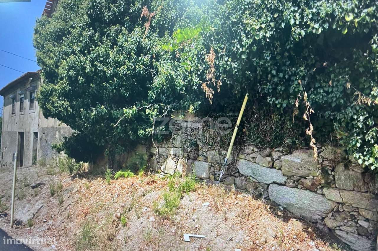 Moradia em ruina, em Oliveira de Azeméis - Grande imagem: 4/6