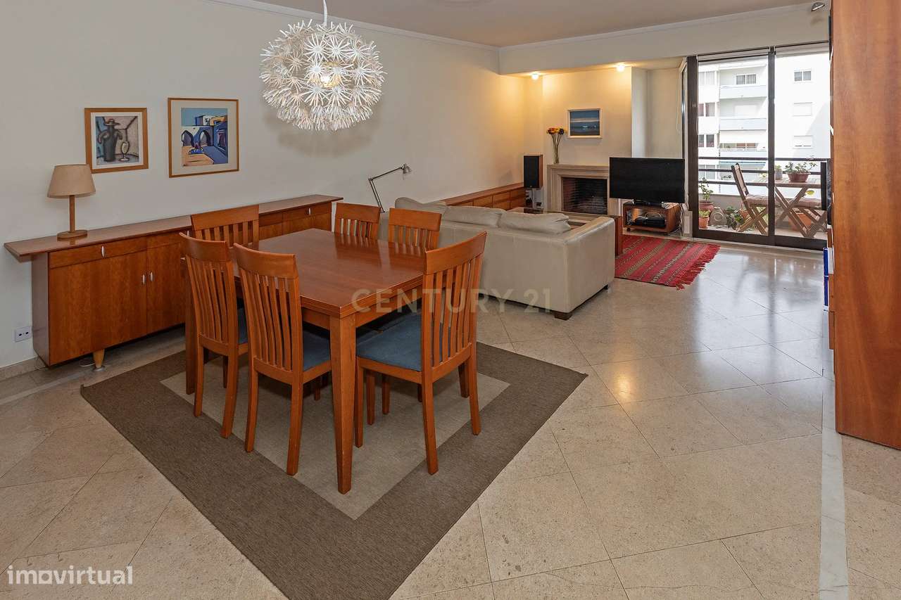 Apartamento T3 Miraflores - Oeiras com Garagem Box-11