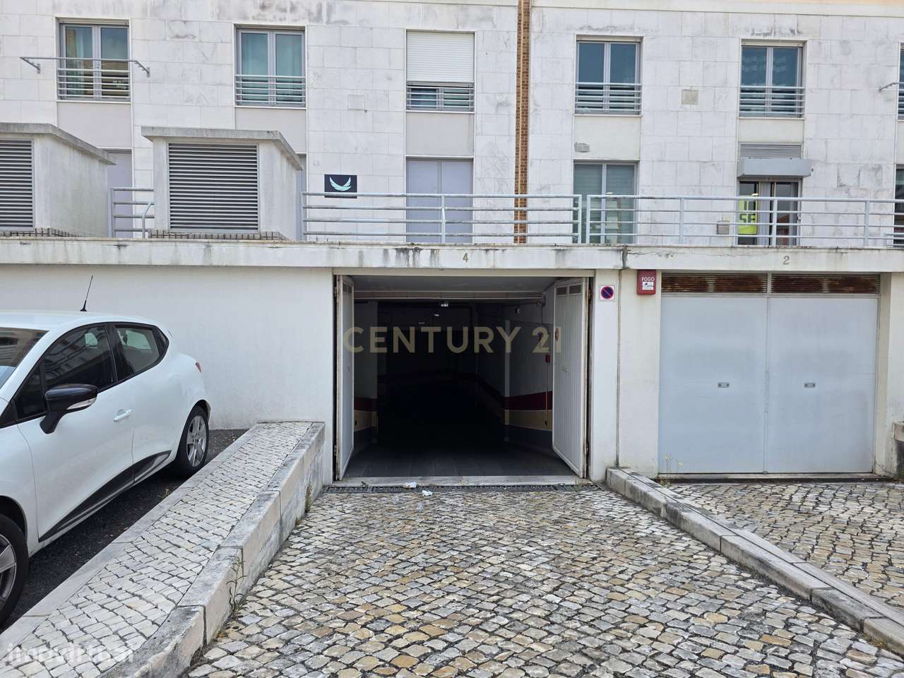 Loja Luxuosa em Lisboa com Excelente Localização e Acessos - Grande imagem: 4/6