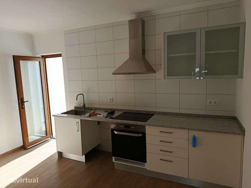 Moradia T4 para Venda - Grande imagem: 5/8