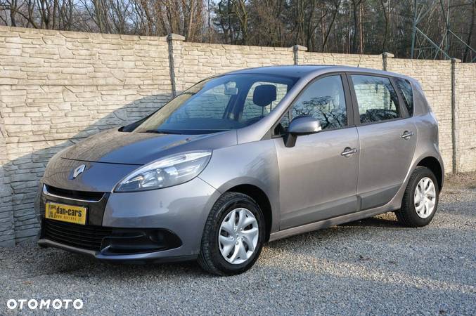 Renault Scenic - 1