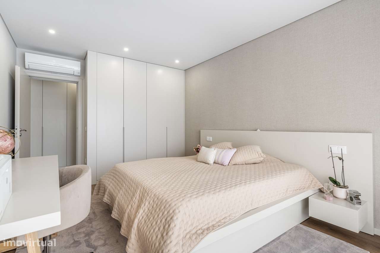 Moradia de Arquitetura Contemporânea com Piscina | Fafe-16