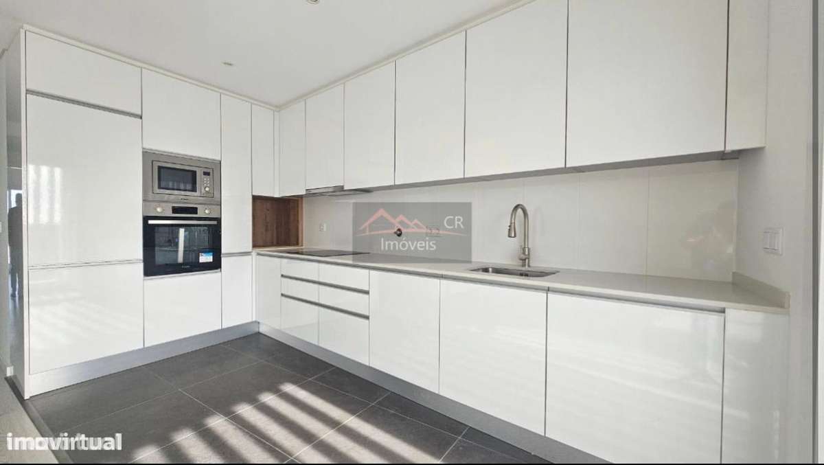 Vendo Apart T2  Novo com Terraço - Santa Marta - Grande imagem: 3/22