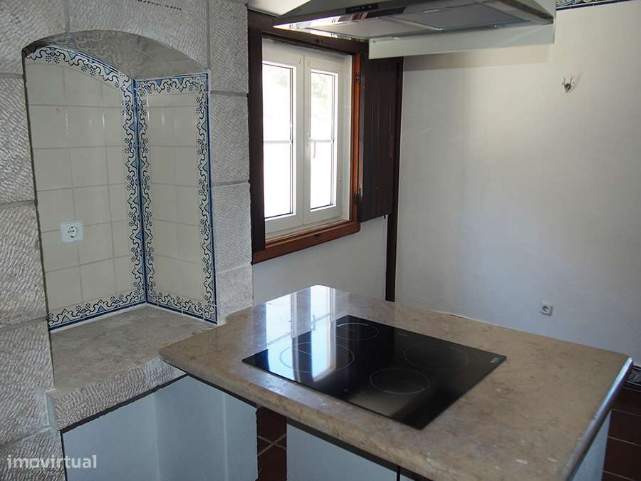 Pequena moradia encantadora, local exclusivo, entre Óbidos e Bombarral-10