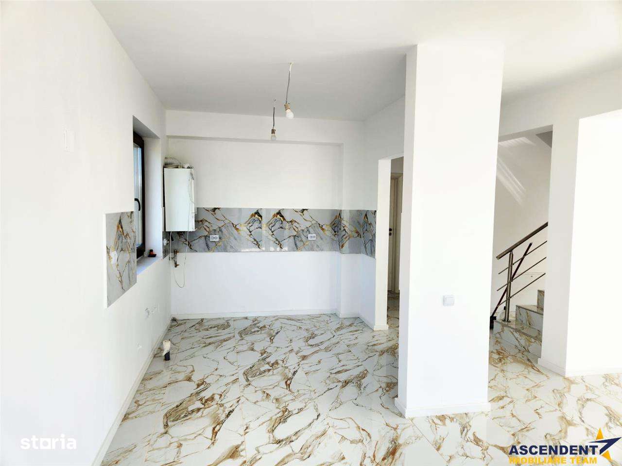 Casa, noua,intabulata,toate utilitatile - Imagine principală: 2/20