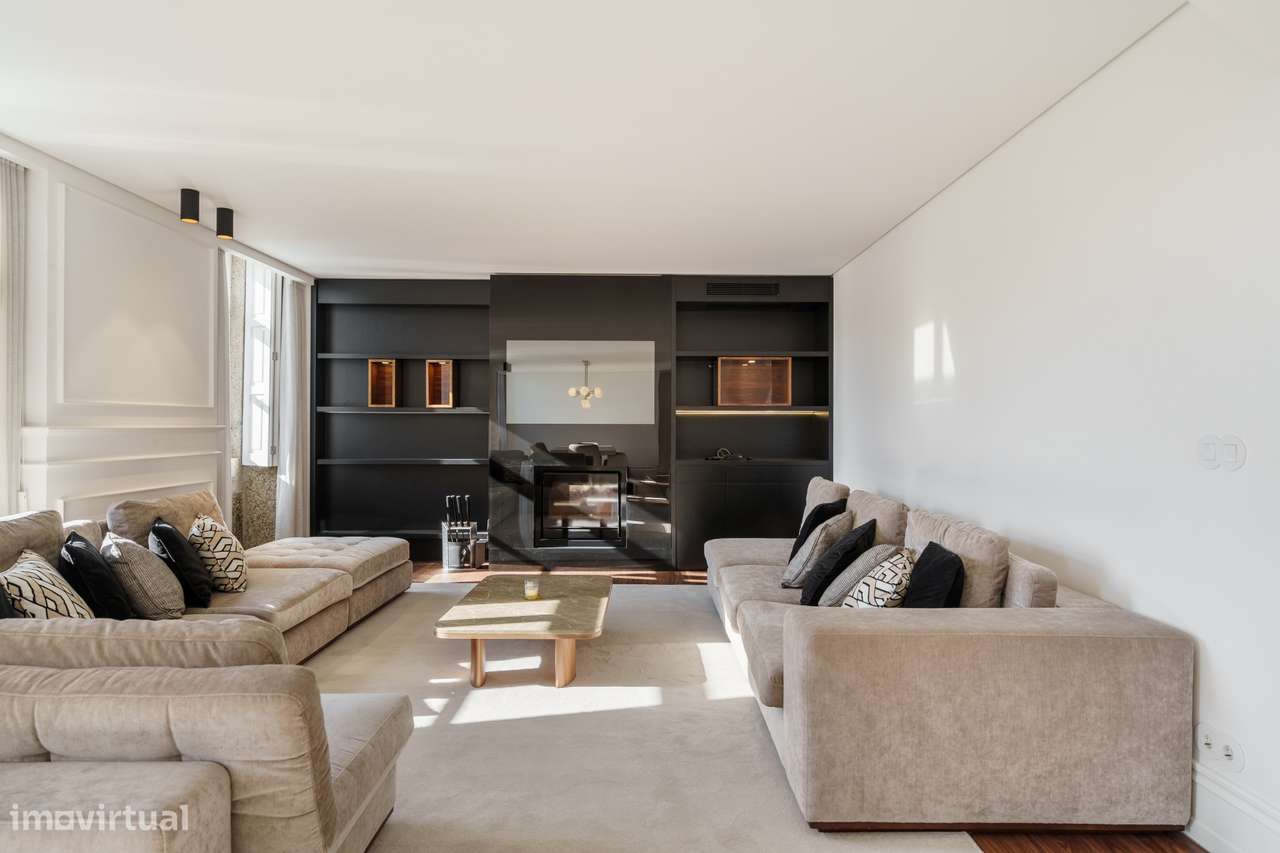 Apartamento T3 de luxo no Centro Histórico de Braga-15