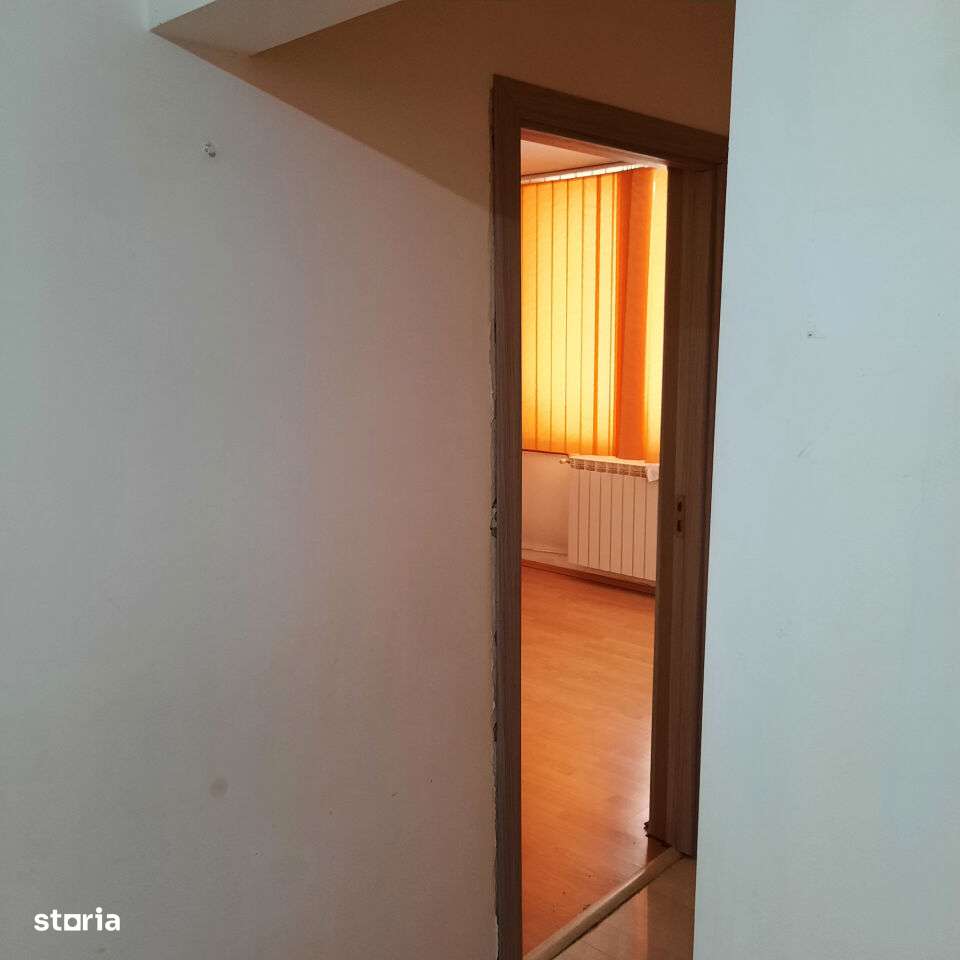 ap 4 camere str Cetatea de Balta S6-2