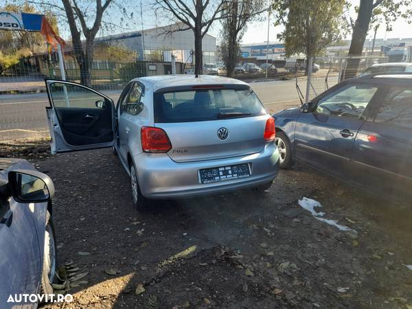 Volkswagen Polo 1.2 Attractive - 18