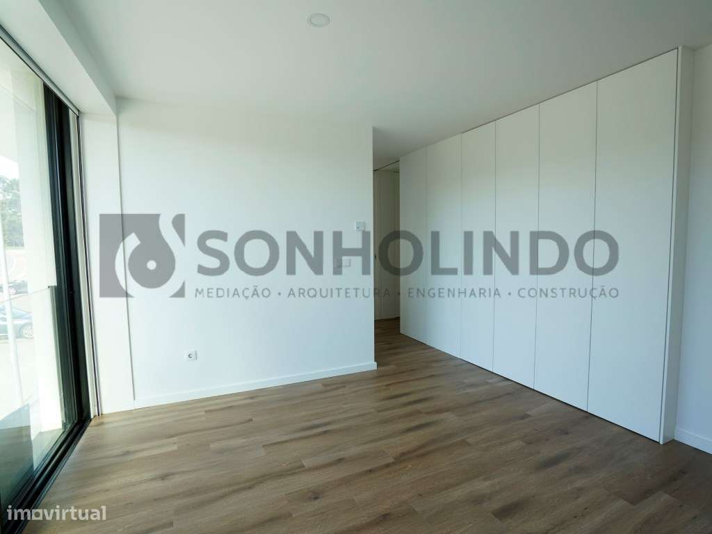 Apartamento T4 + escritório com luz direta, terraço com 153,10m2 e ...-18