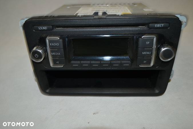 R198 RADIO SAMOCHODOWE  GOLF VI 5K0035156A - 1