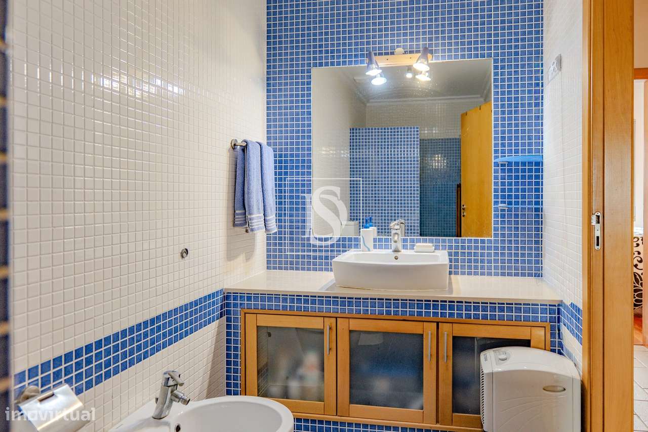 Moradia T4 na Melhor Zona da Cidade de Torres Novas!!!-32