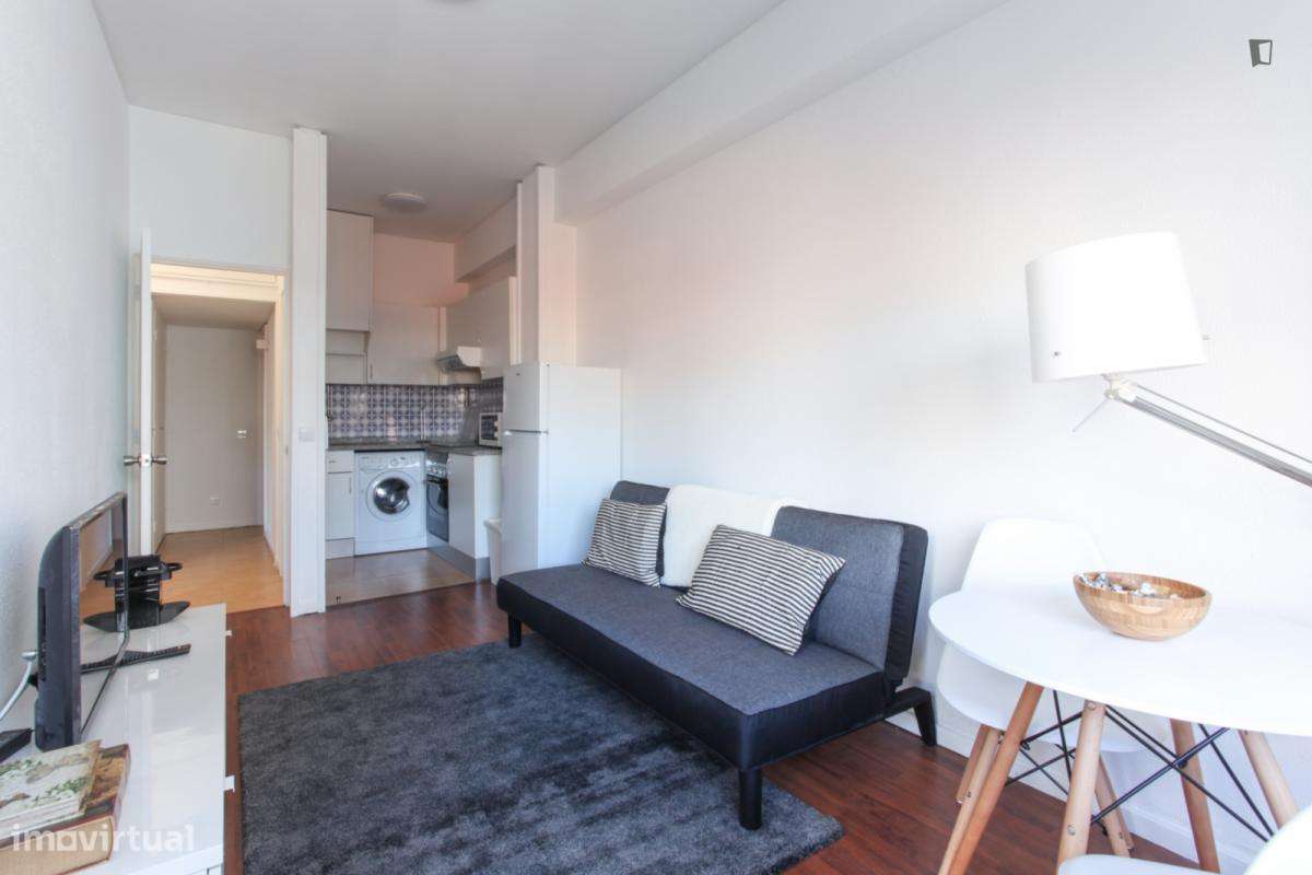 Apartamento com 1 quartos - localizado em Santo Ildefonso Porto - Grande imagem: 4/11