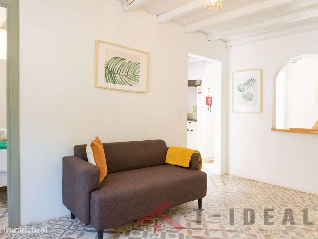 Moradia Renovada Perto Praias-21