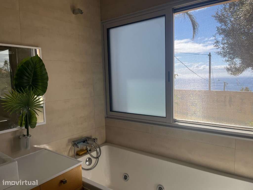 Villa na Estreita da Calheta com piscina para recuperação. - Grande imagem: 5/45