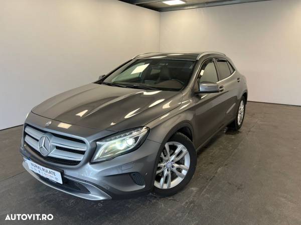 Mercedes-Benz GLA - 6