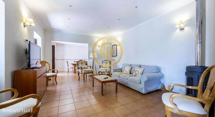 Moradia T3 com piscina privada - Lagoa - Grande imagem: 4/48