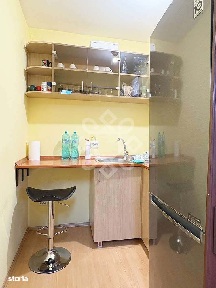 Spatiu de birou de vanzare ultrancentral in Oradea-4