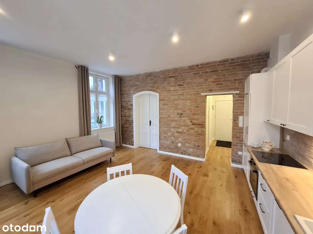 Wyremontowane mieszkanie 37m2 w centrum Chełmna-10