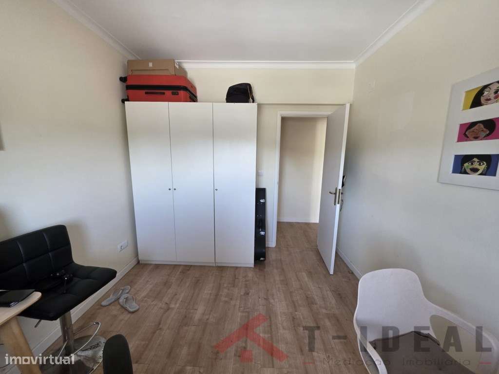 Apartamento T3 no Centro da Lourinhã-15