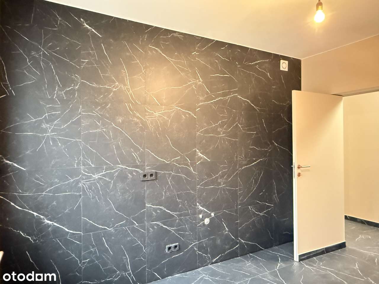 Nieużytkowane mieszkanie(możliwość prowadzenia salonu kosm.)-Chopina.-15