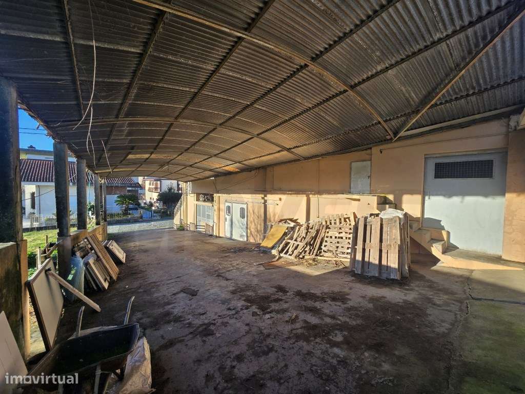 Moradia V5 Isolada com 295 m² de Área Bruta + Terreno de 1456 m² Gr... - Grande imagem: 4/34