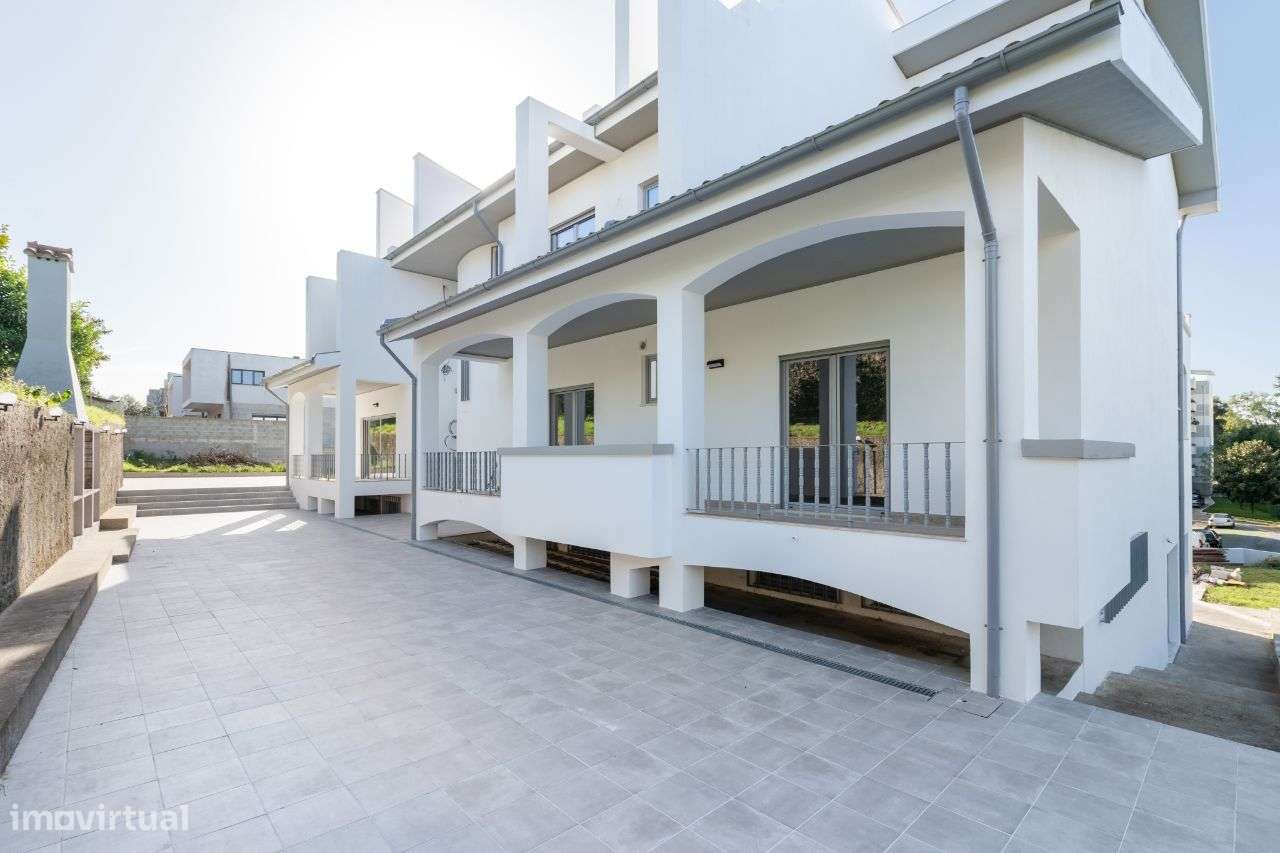 Moradia T5 Remodelada - Condomínio da Fonte Seca-5