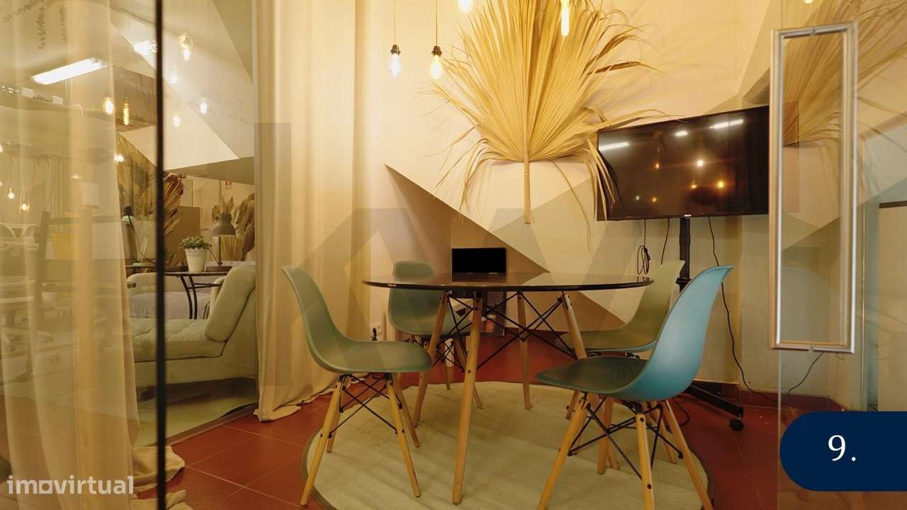 Trespasse com mais de 300 metros quadrados - Grande imagem: 4/13