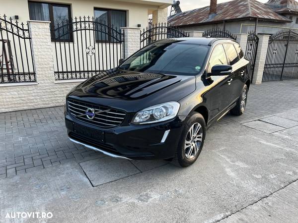 Volvo XC 60 D3 Momentum - 1