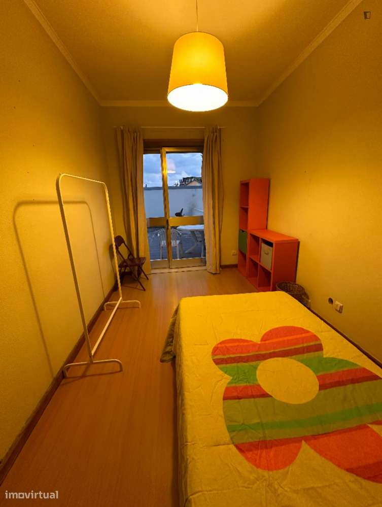 Quarto - localizado em Ramalde Porto - Grande imagem: 5/12