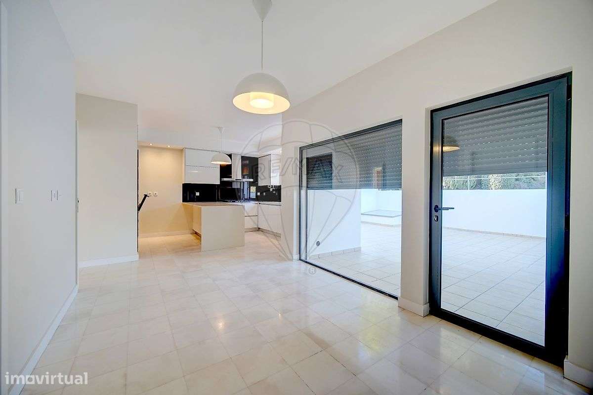 Moradia T4 para venda-30