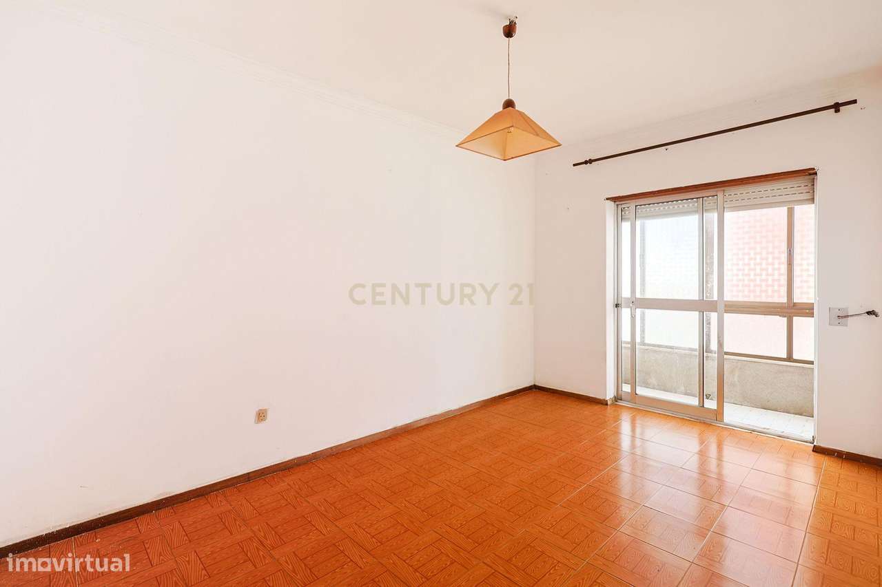 Apartamento T2 Barreiro-7