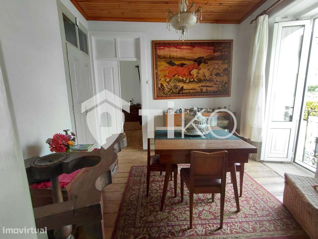 Moradia T5 Tradicional no Centro de Coja  – Ideal para Residência ou T-21