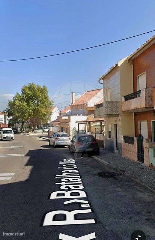 Moradia T2 para venda - Grande imagem: 2/3