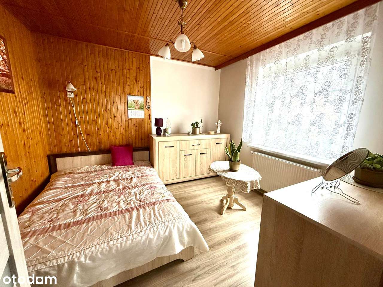 Zadbany dom na osiedlu Czarne Jelenia Góra.-13