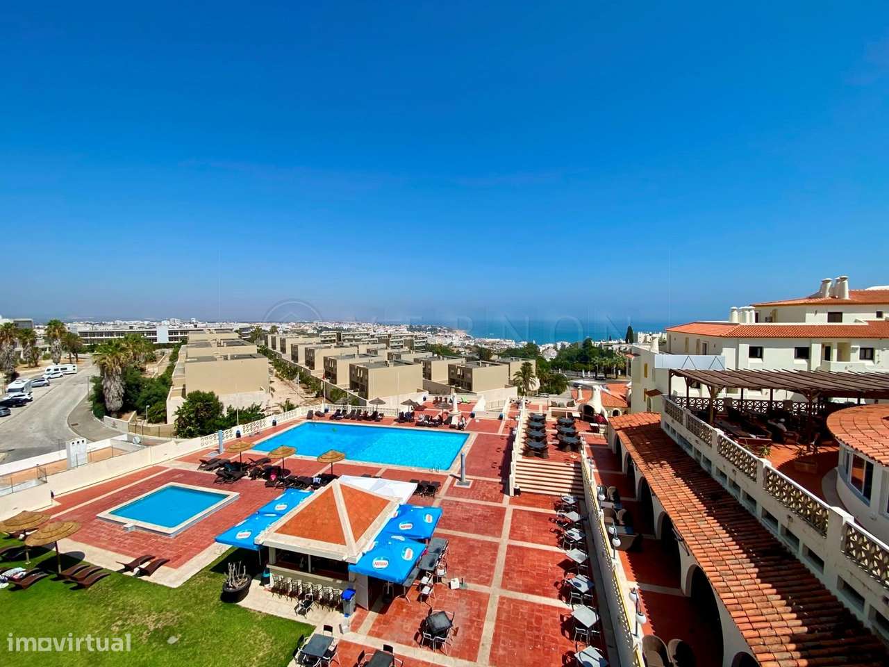 T1 Renovado com Vista Mar e Piscina | Albufeira-0